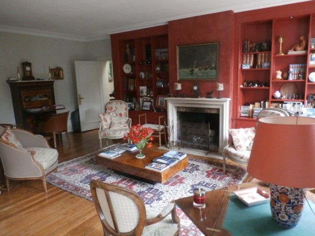 MAISON SANVIC EGLISE Très belle propriété de caractère, jardin clos arboré, calme VENDUE